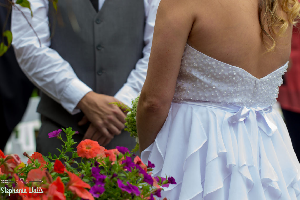 Cruz Blog 30 WOODINVILLE BACKYARD POOL WEDDING | WOODINVILLE WEDDING PHOTOGRAPHER