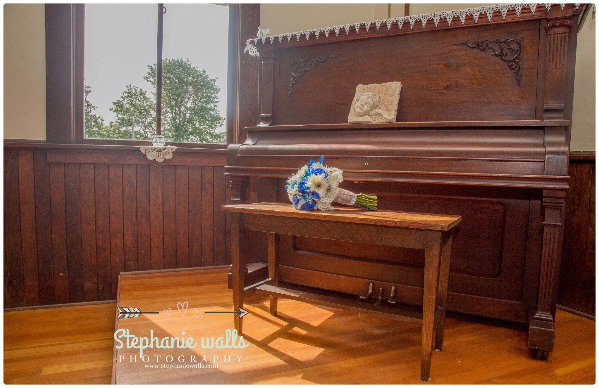 Petty Wedding 39 Making Memories | Chapel At Swan Trails Wedding Snohomish, Wa
