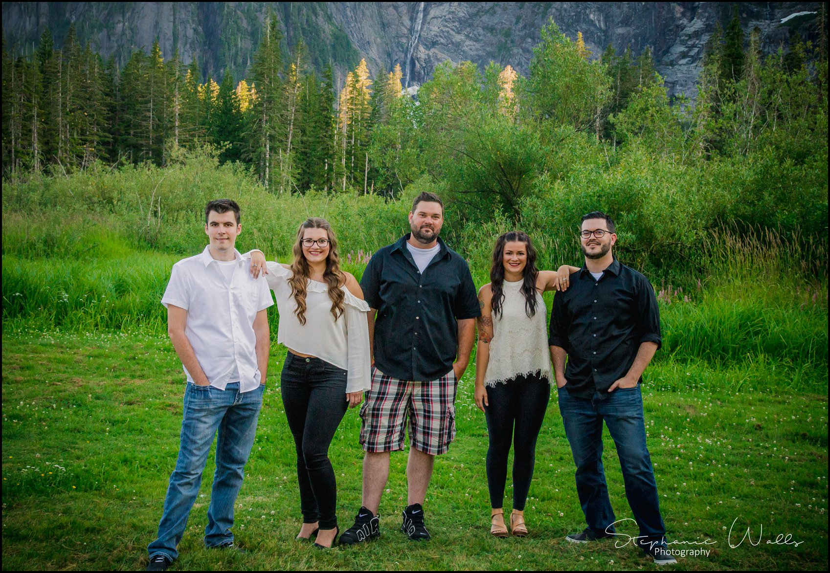 Goodman Family021 FOR THE LOVE OF BIGFOOT | GOODMAN FAMILY SESSION | BIG FOUR GRANITE FALLS