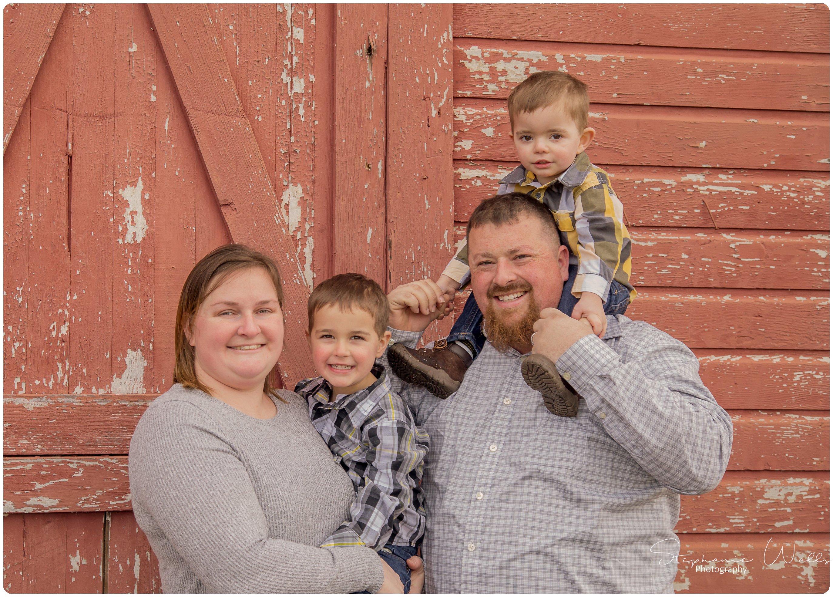 Anniversary Family Session | Nakashima Barn | Stephanie Walls Photography