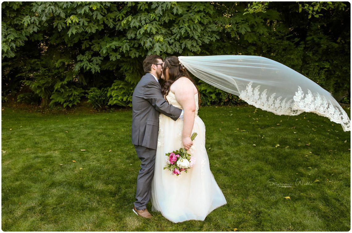 Stanwood wedding photographer