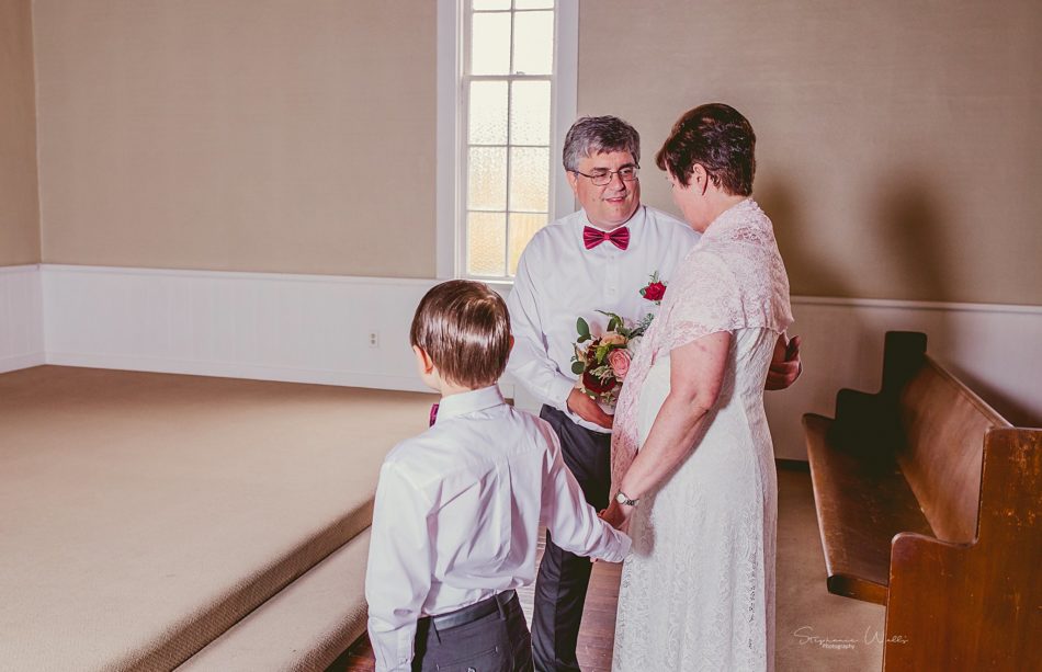 Stephanie Walls Photography 0237 950x613 Belle Chapel Renewing the Walkers