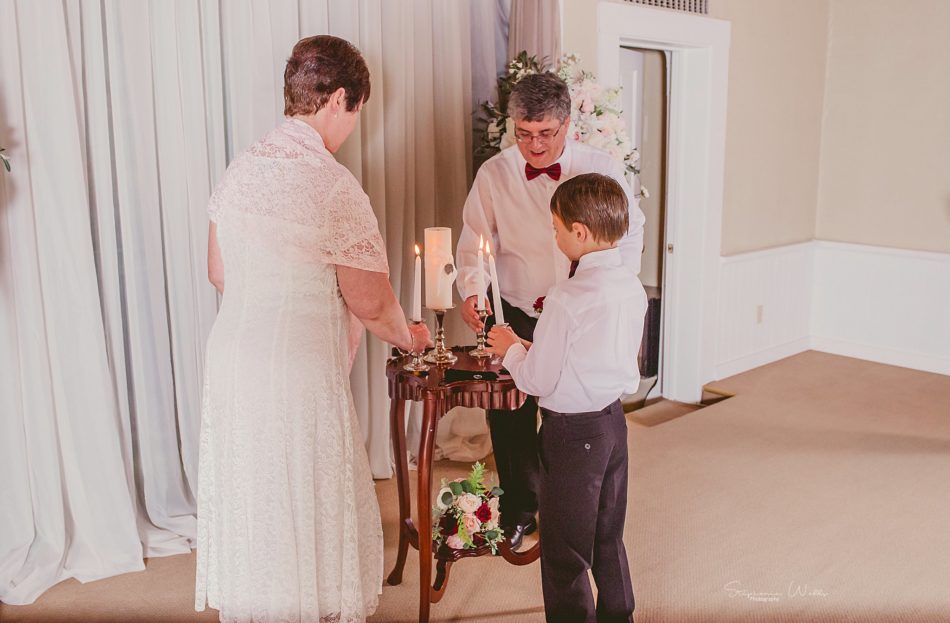 Stephanie Walls Photography 0245 950x623 Belle Chapel Renewing the Walkers