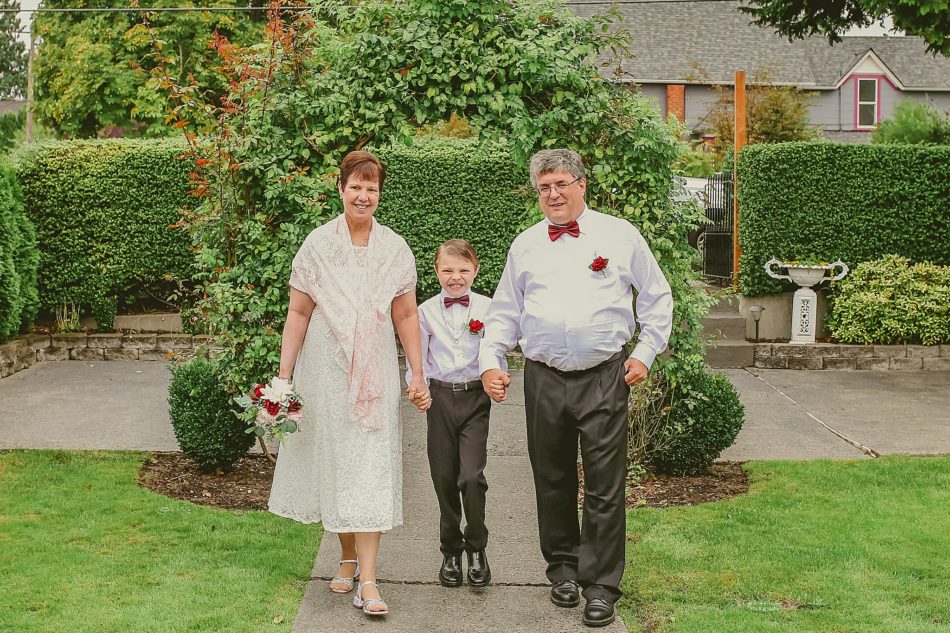 Stephanie Walls Photography 0260 950x633 Belle Chapel Renewing the Walkers