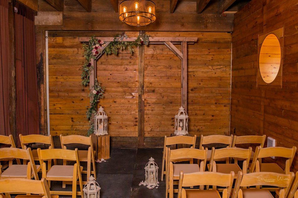 Stephanie Walls Photography 0286 950x633 Barn at Holly Farms Elopement of Kimberly and Mike