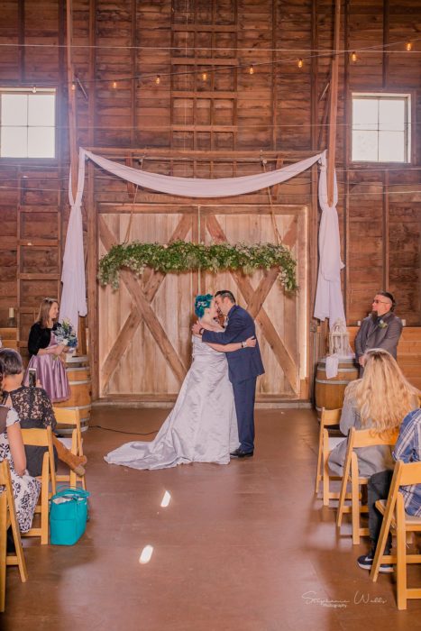 Stephanie Walls Photography 0353 1 467x700 Solstice Barn at Holly Farms Elopement of Ashley and Jordan