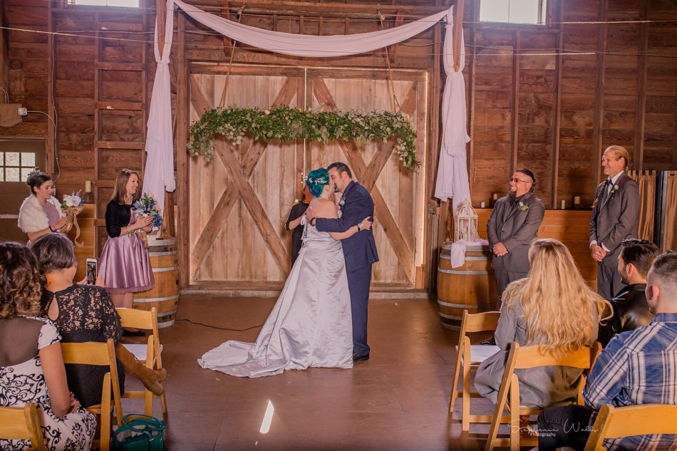 Stephanie Walls Photography 0354 1 950x633 Solstice Barn at Holly Farms Elopement of Ashley and Jordan