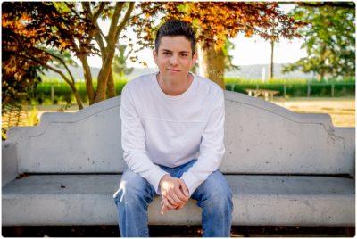 HIGH SCHOOL SENIOR PORTRAITS loading HIGH SCHOOL SENIOR PORTRAITS