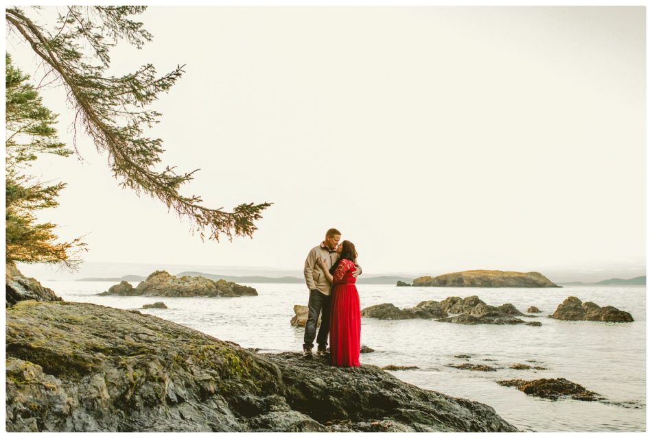 2021 05 30 0039 950x639 ROSARIO BEACH ENGAGEMENT SESSION | MEGAN & JEREMY