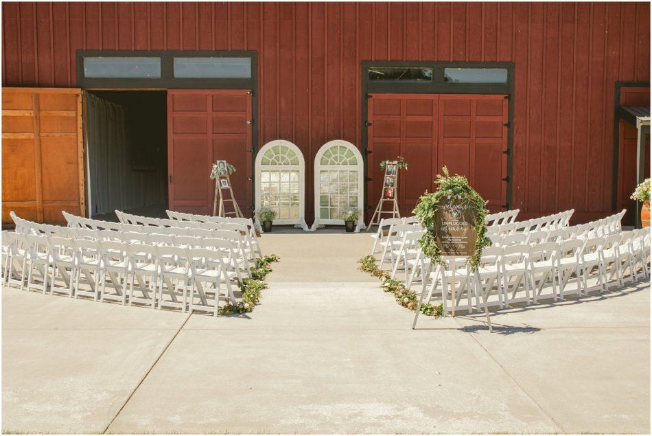 Details 79 950x635 Summer Crossroads Snohomish Wedding