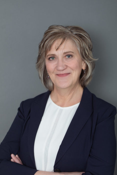 Head Shots | Business Branding Photos Karen Moore 011 467x700 Head Shots | Business Branding Photos
