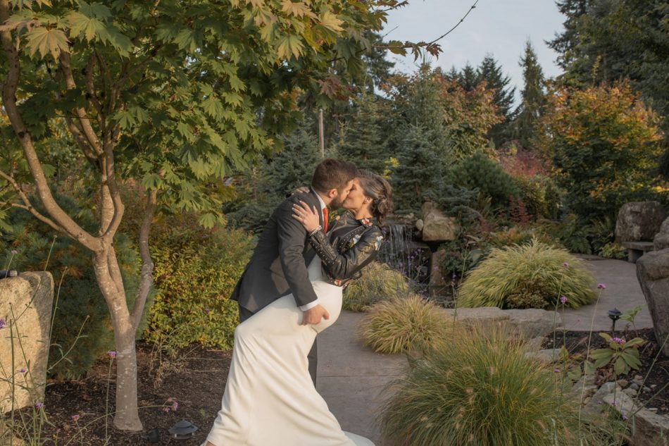 Pine Creek Nursery Fall Wedding 0009 950x633 Pine Creek Nursery Fall Wedding