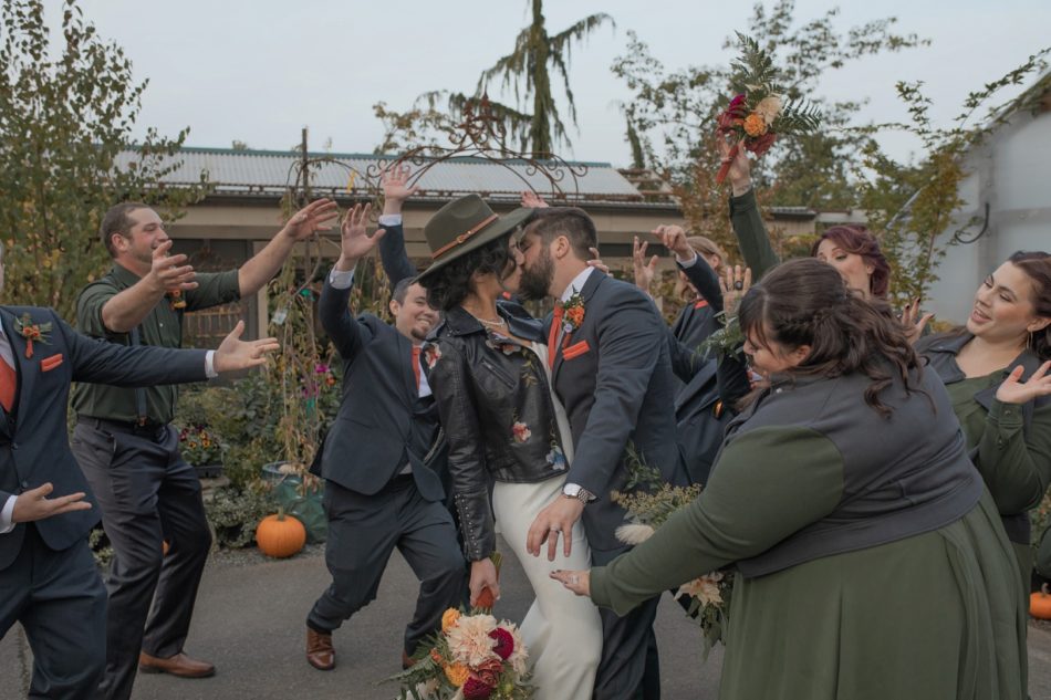 Pine Creek Nursery Fall Wedding 0102 950x633 Pine Creek Nursery Fall Wedding