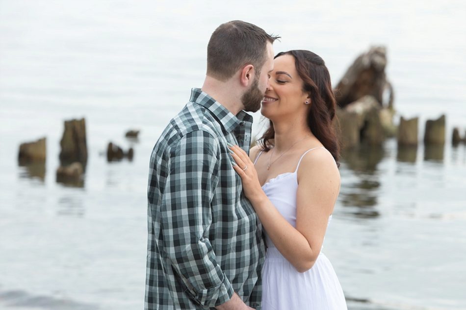 Anniversary Session Picnic Point Park Edmonds 0010 950x633 Spring Anniversary Session | Picnic Point Park, Edmonds