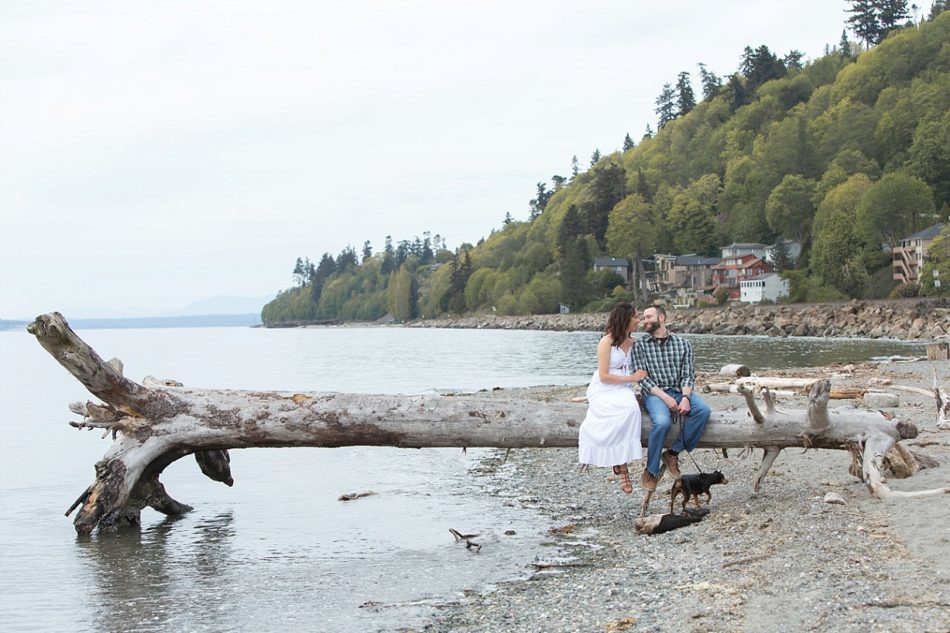 Anniversary Session Picnic Point Park Edmonds 0034 950x633 Spring Anniversary Session | Picnic Point Park, Edmonds