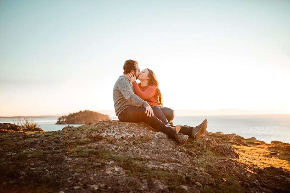 Deception Pass day trip Engagement Session 0045 950x633 Deception Pass day trip Engagement Session