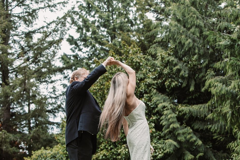 Spring wedding at the Barn at Holly Farm 0049 950x633 Our Tree Flowing Lake Backyard Wedding