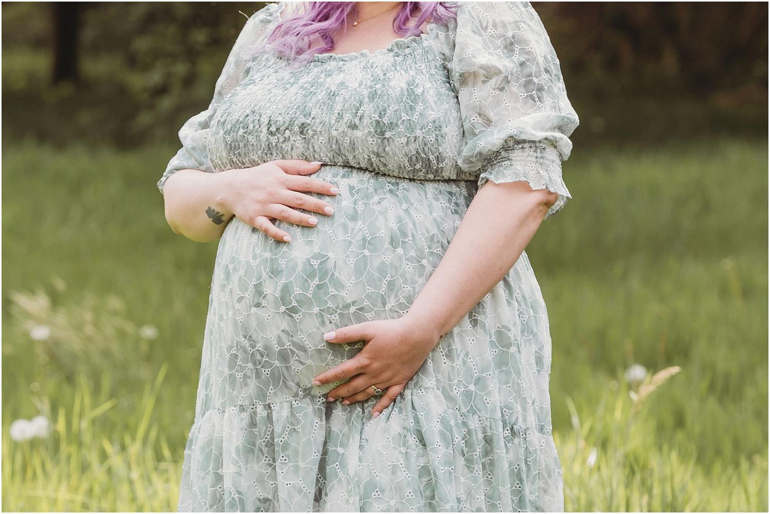 blank Maternity & Newborn Portraits