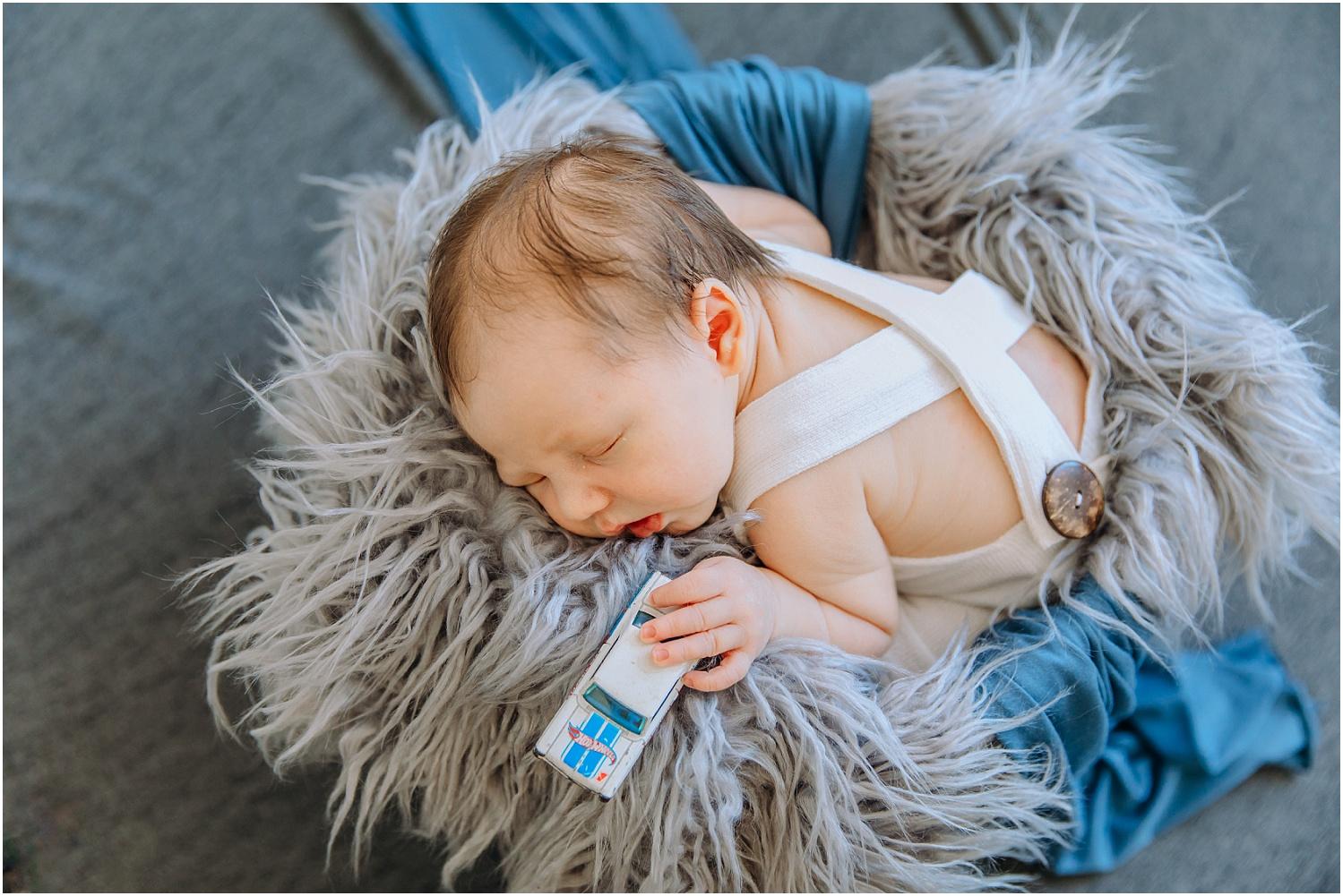 blank Maternity & Newborn Portraits