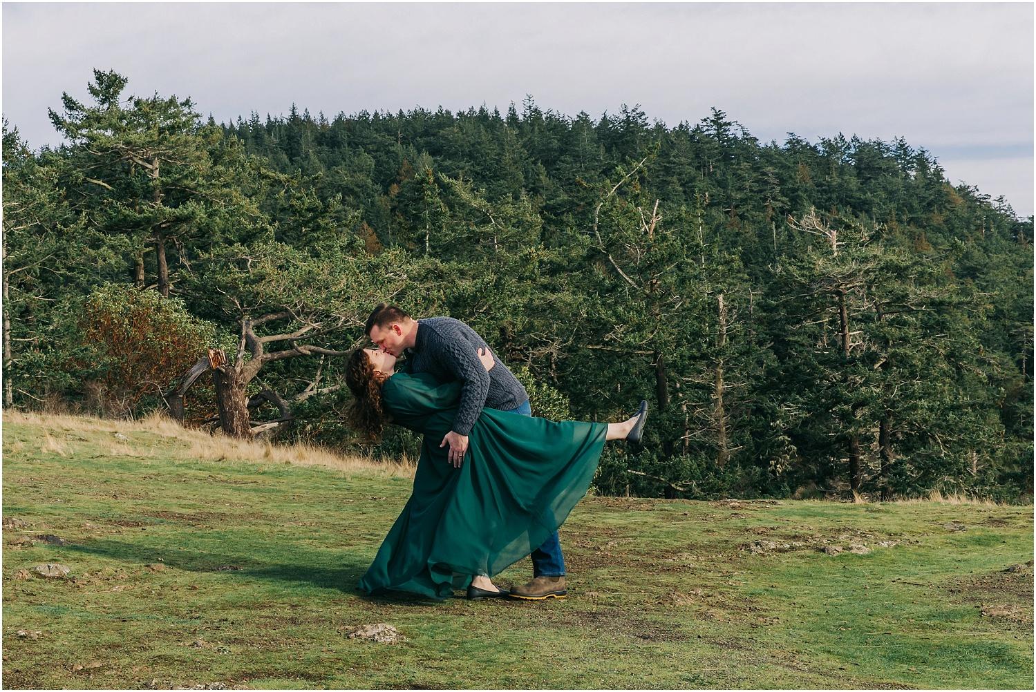 Rosario-Beach-Deception-Pass-Engagement-Session