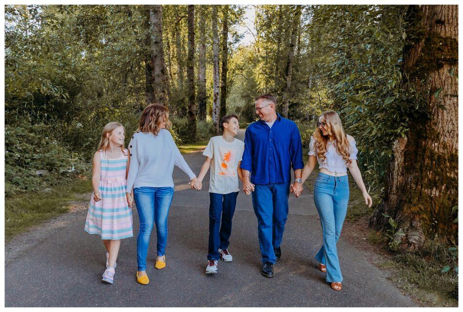 Stommel Bothell Landing Spring Family Session 0029 950x640 Stommel | Bothell Landing Spring Family Session