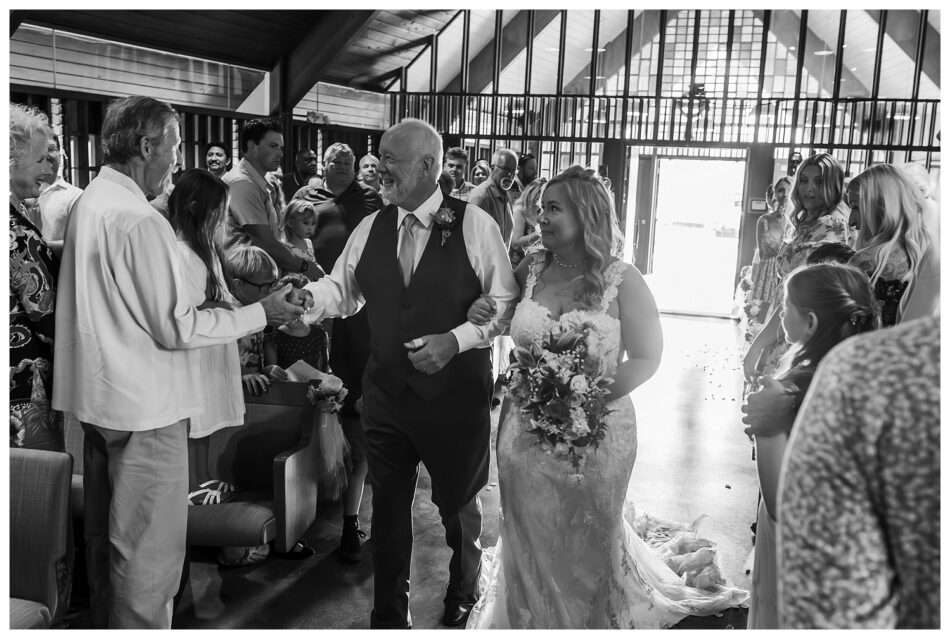 A Classic Love Story in Snohomish | Wedding at First Presbyterian Church A Classic Love Story in Snohomish Wedding at First Presbyterian Church 0034 950x639 A Classic Love Story in Snohomish | Wedding at First Presbyterian Church