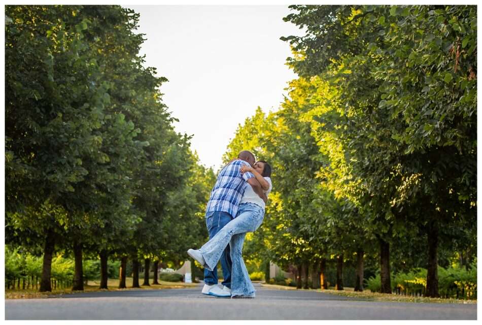 Chateau Ste. Michelle Couples Photos in Summer Nikki Leon 0025 950x640 Chateau Ste. Michelle Couples Photos in Summer | Nikki & Leon