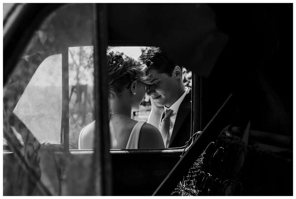Tractoring Love at Snohomish Stocker Farms Allie Alex 0013 950x640 Tractoring Love at Snohomish Stocker Farms | Allie & Alex