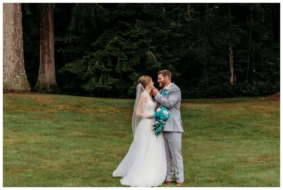 Turquoise Blooms Timeless Vows An August Wedding at Natures Connection 0012 1 950x640 Turquoise Blooms & Timeless Vows | An August Wedding at Nature’s Connection