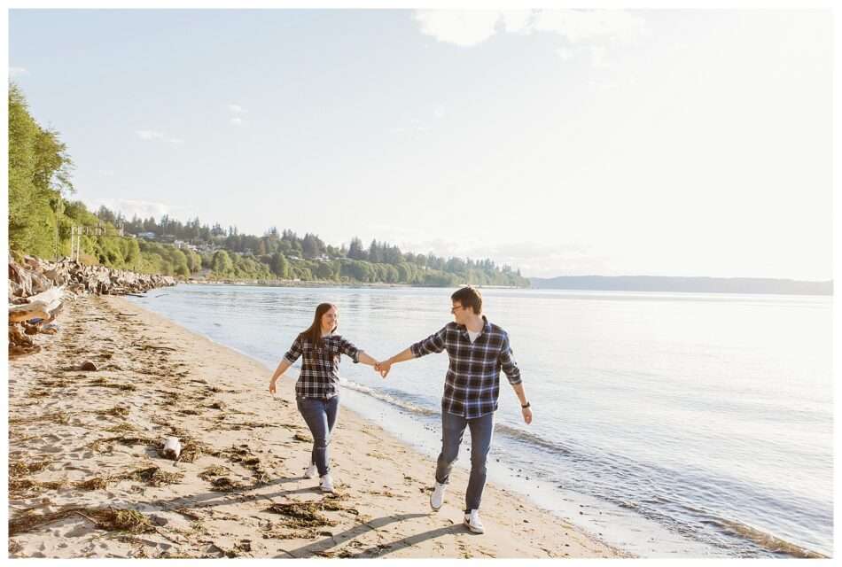 A Sunset Engagement at Howarth Park | Everett, WA A Sunset Engagement at Howarth Park Everett WA 0022 950x640 A Sunset Engagement at Howarth Park | Everett, WA