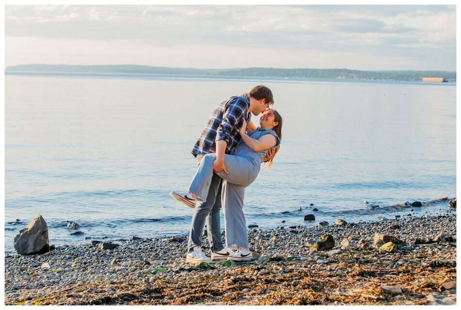 A Sunset Engagement at Howarth Park | Everett, WA A Sunset Engagement at Howarth Park Everett WA 0035 950x639 A Sunset Engagement at Howarth Park | Everett, WA