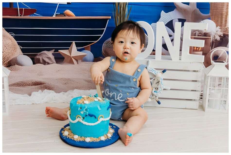 Kolten Turns One Nautical Cake Smash Session in Studio 0022 950x640 Kolten Turns One! | Nautical Cake Smash Session in Studio