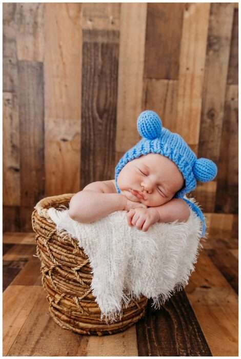 Lachlan’s Mini Newborn Session | Downtown Everett Studio Lachlans Mini Newborn Session Downtown Everett Studio 0012 470x700 Lachlan’s Mini Newborn Session | Downtown Everett Studio