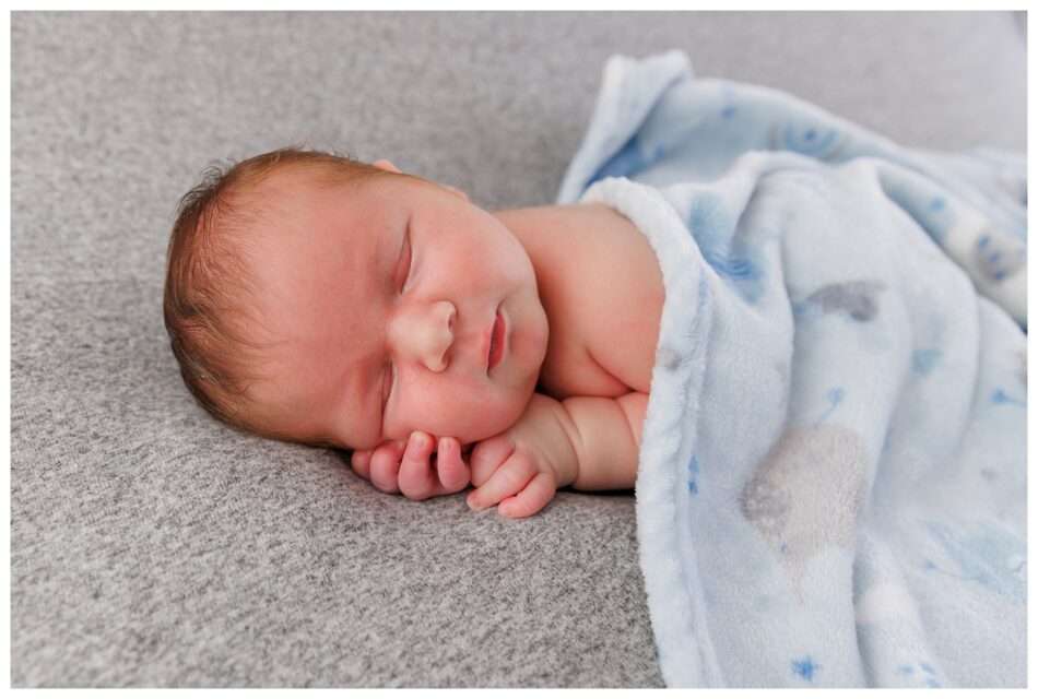 Welcome Baby Matthew: A Cozy 10 Day Old Newborn Session in My Downtown Everett Studio Welcome Baby Matthew A Cozy 10 Day Old Newborn Session in My Downtown Everett Studio 0004 950x640 Welcome Baby Matthew: A Cozy 10 Day Old Newborn Session in My Downtown Everett Studio