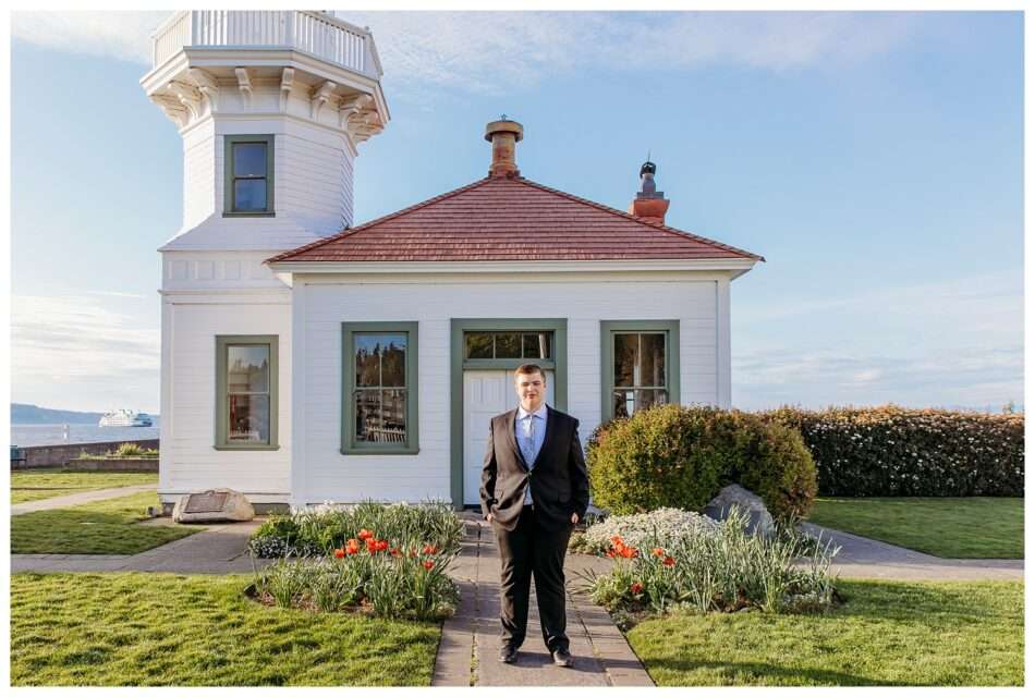 Wyatt Class of 2025 Senior Session at Mukilteo Lighthouse Beach 0003 950x640 Wyatt | Class of 2025 Senior Session at Mukilteo Lighthouse Beach