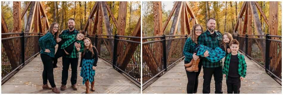 Golden November Moments Fall Mini Session at Bothell Landing 0010 950x321 Golden November Moments | Fall Mini Session at Bothell Landing