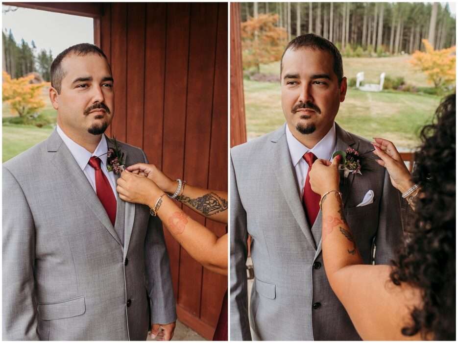 Katie Justins Romantic Burgundy Dusty Rose Wedding at Natures Connection 0016 935x700 Katie & Justin’s Romantic Burgundy & Dusty Rose Wedding at Nature’s Connection