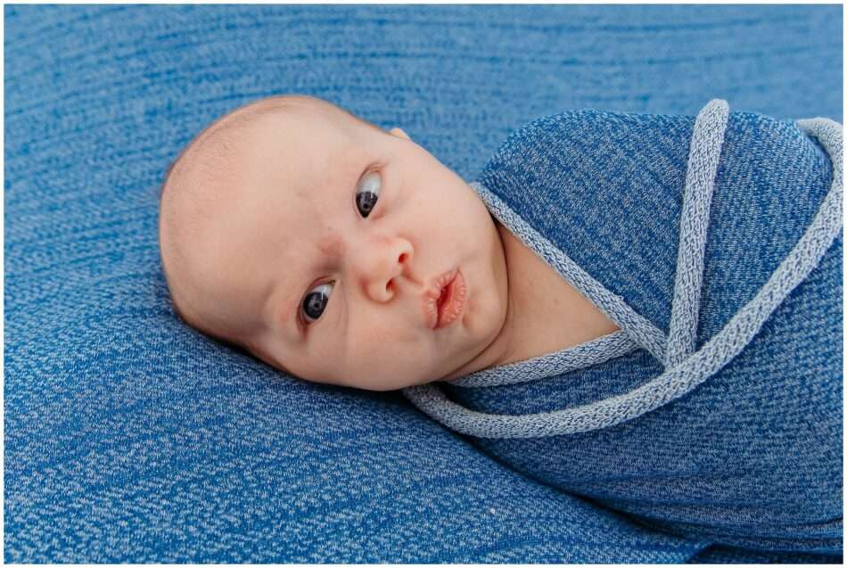 Oliver’s 2 Month Newborn Session | Downtown Everett Studio Family Portraits Olivers 2 Month Newborn Session Downtown Everett Studio Family Portraits 0003 950x637 Oliver’s 2 Month Newborn Session | Downtown Everett Studio Family Portraits