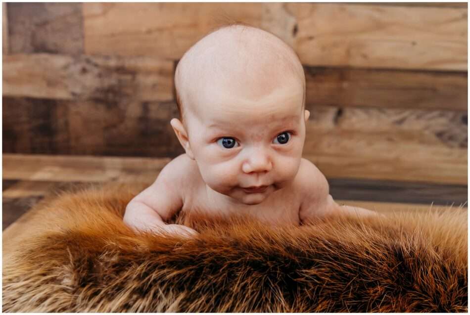 Oliver’s 2 Month Newborn Session | Downtown Everett Studio Family Portraits Olivers 2 Month Newborn Session Downtown Everett Studio Family Portraits 0005 950x637 Oliver’s 2 Month Newborn Session | Downtown Everett Studio Family Portraits